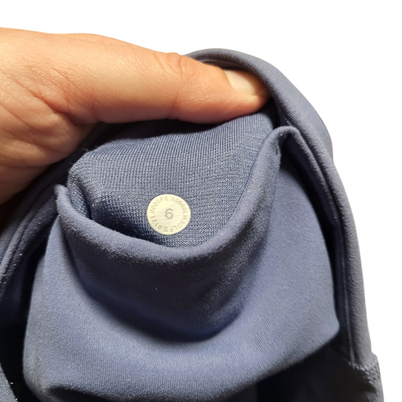 Lululemon light blue/purple leggings, size medium* no size marking - Picture 5 of 5